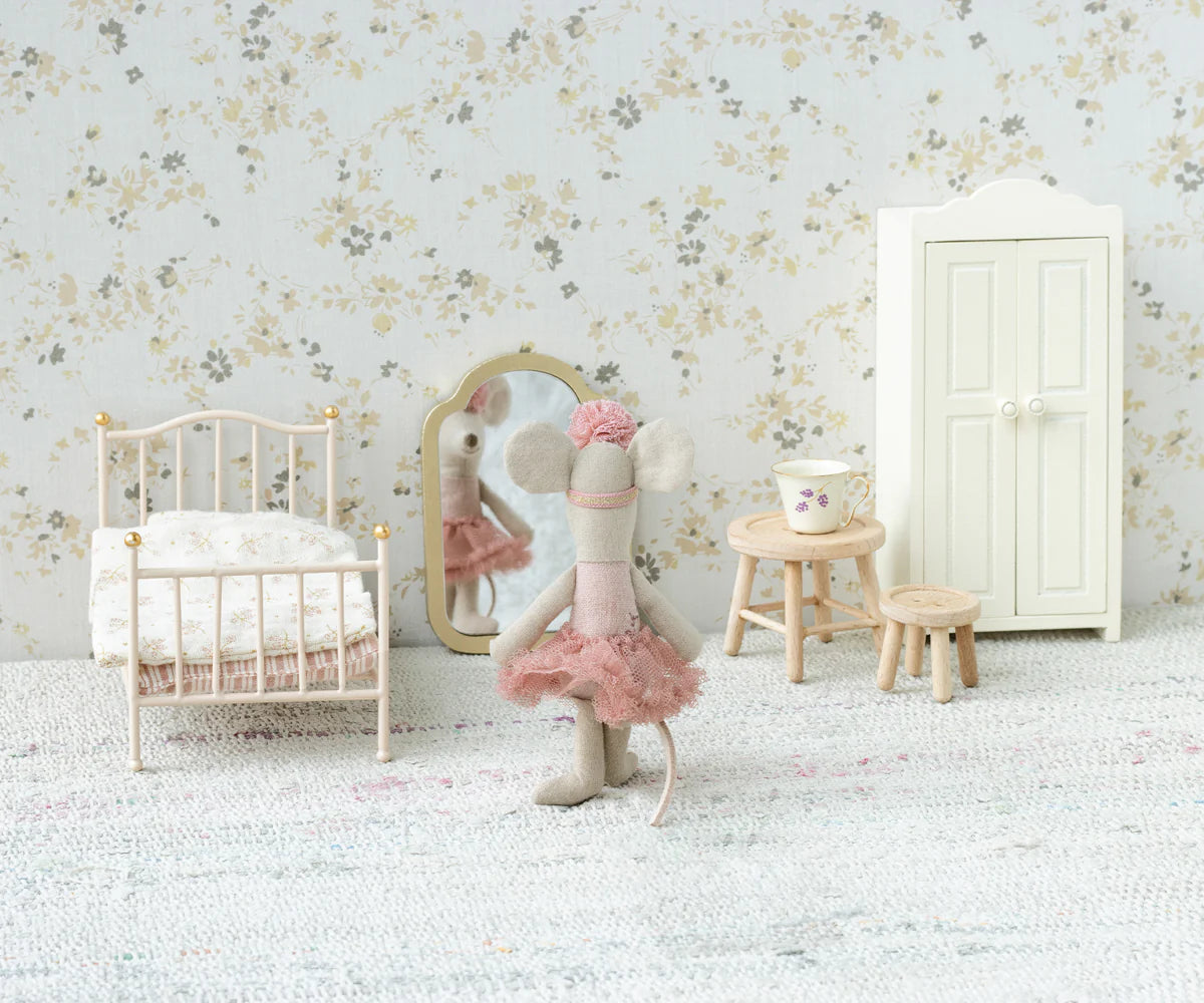 Ballerina mus, Lillesøster - Rosa