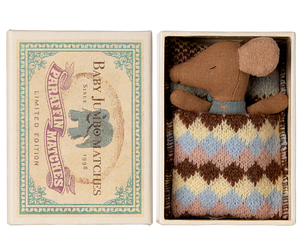 Sove/vågen baby mus i tændstikæske - Blå