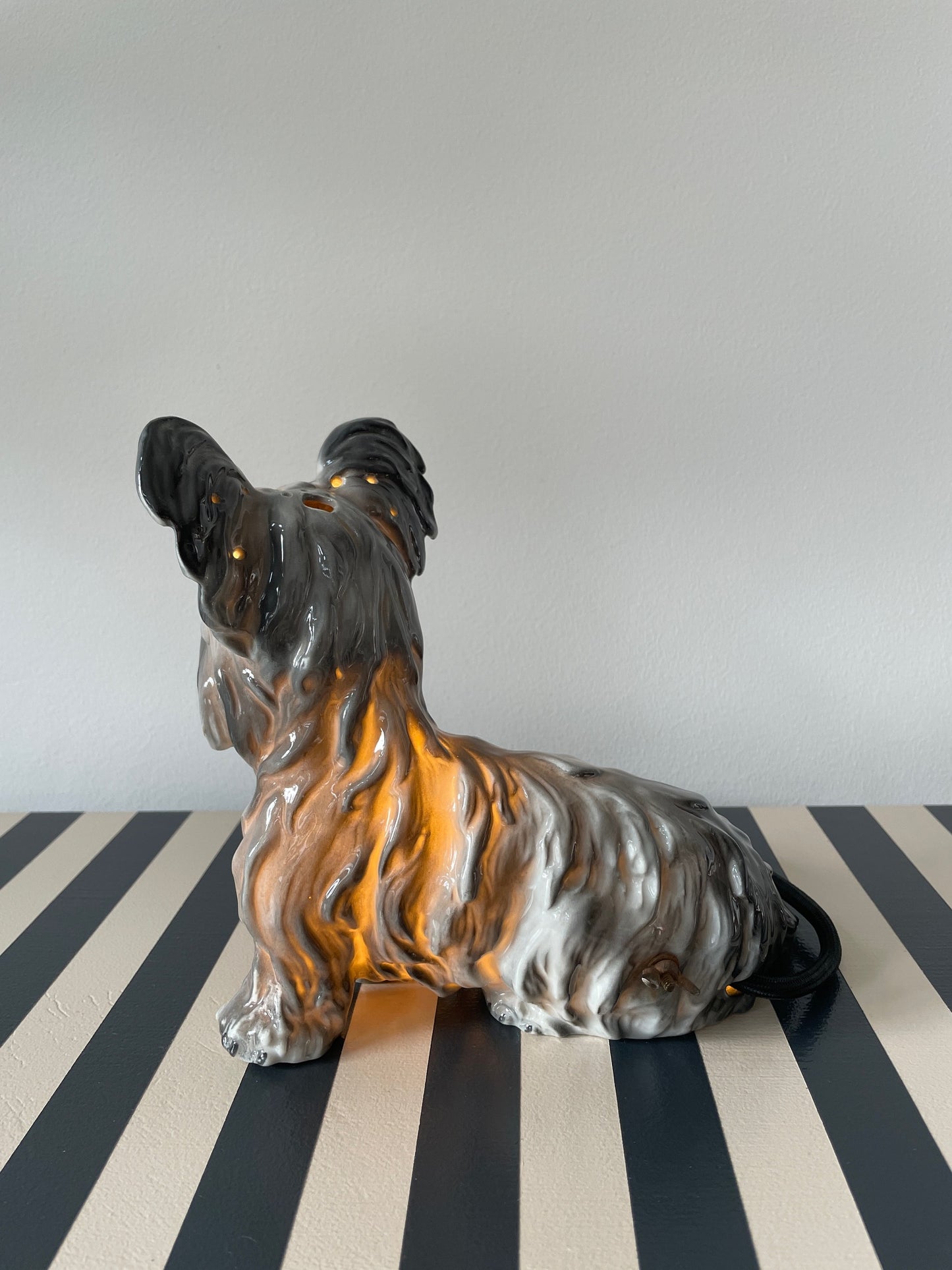 Hunde Lampe Grå