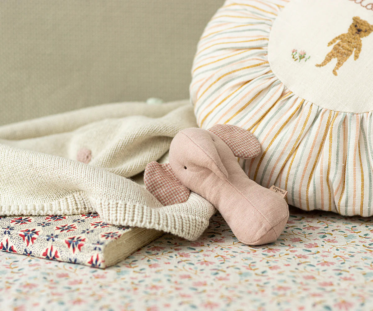 Lullaby friends, Elefant rangle - Rosa