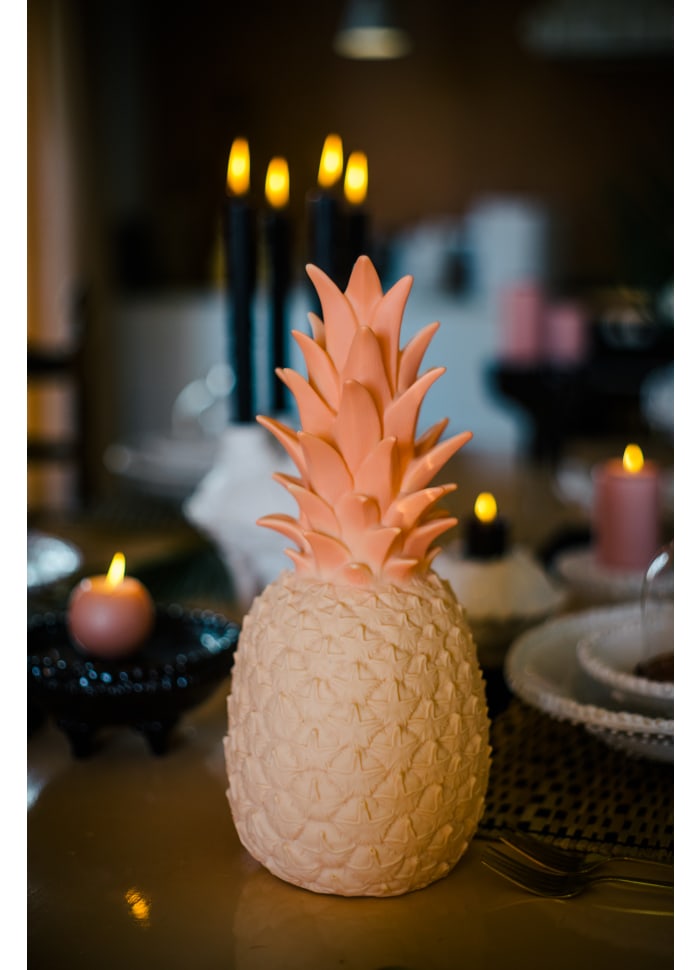 The Piñacolada lamp - Blush