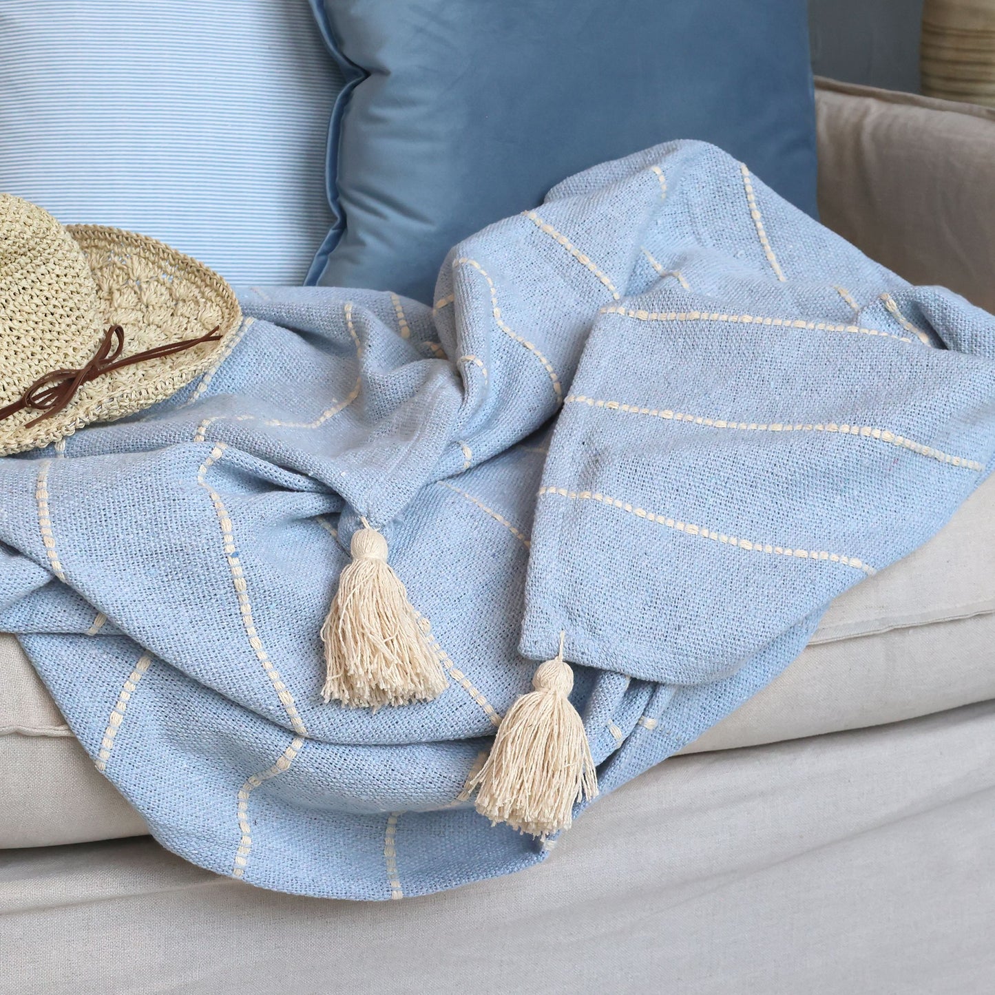 Plaid med kvaster - Sky Blue