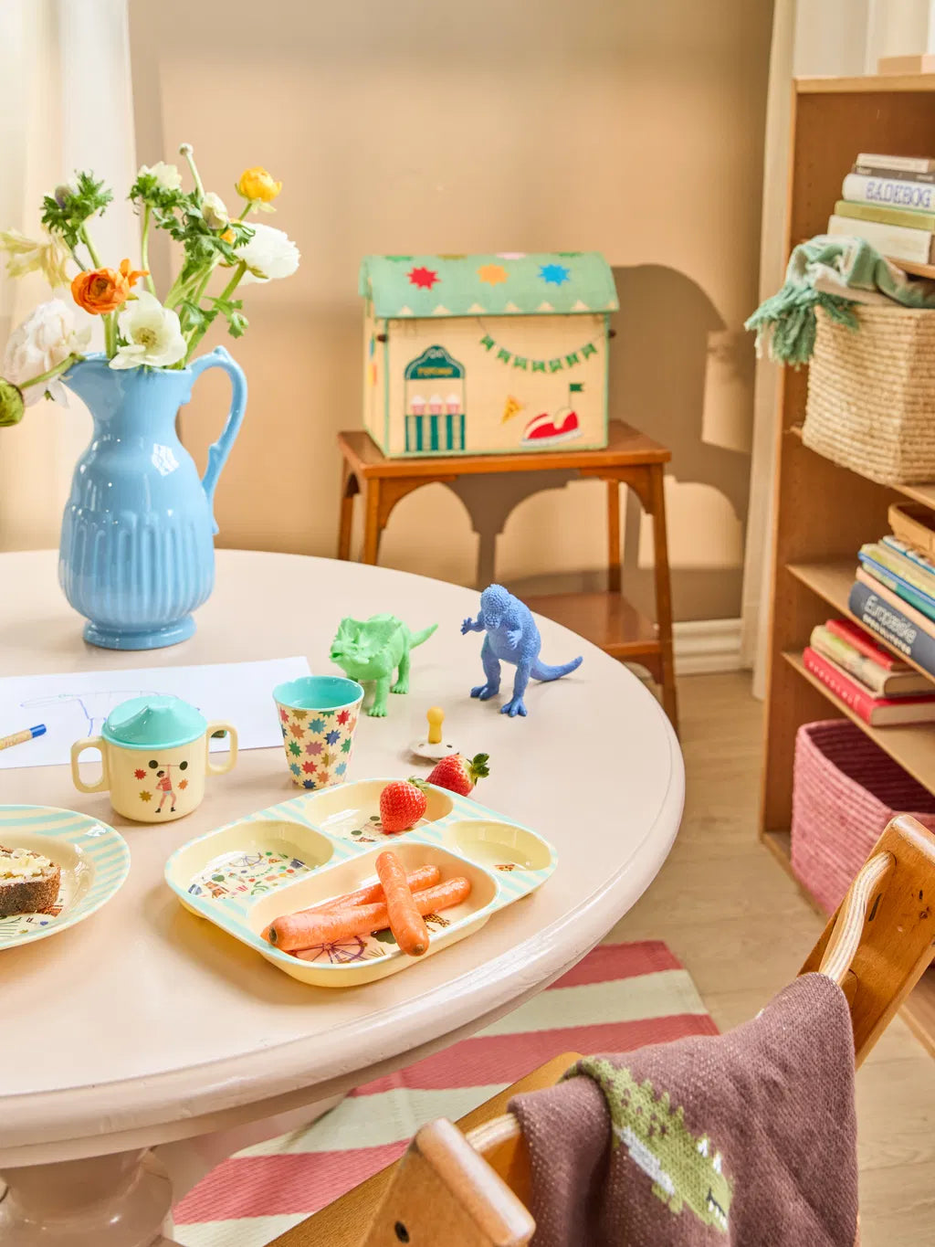 Rice - Børnetallerken med 4 Rum - Mint - Fun Fair Print