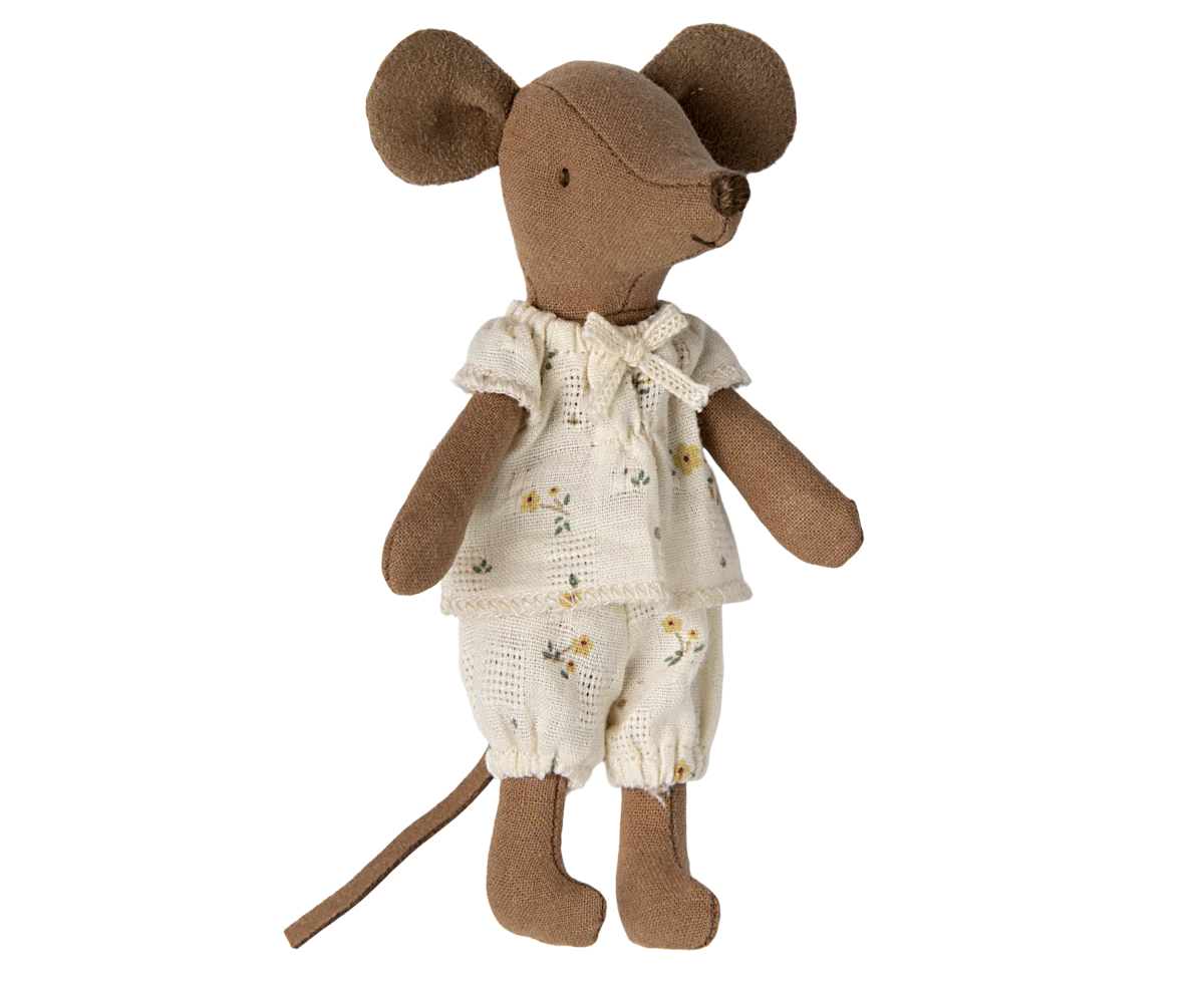 Storesøster mus i tændstikæske