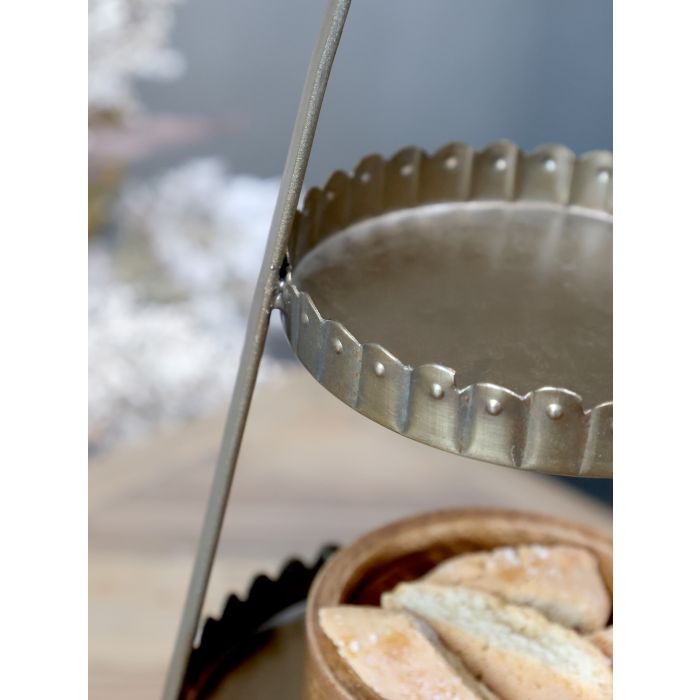 Etagere