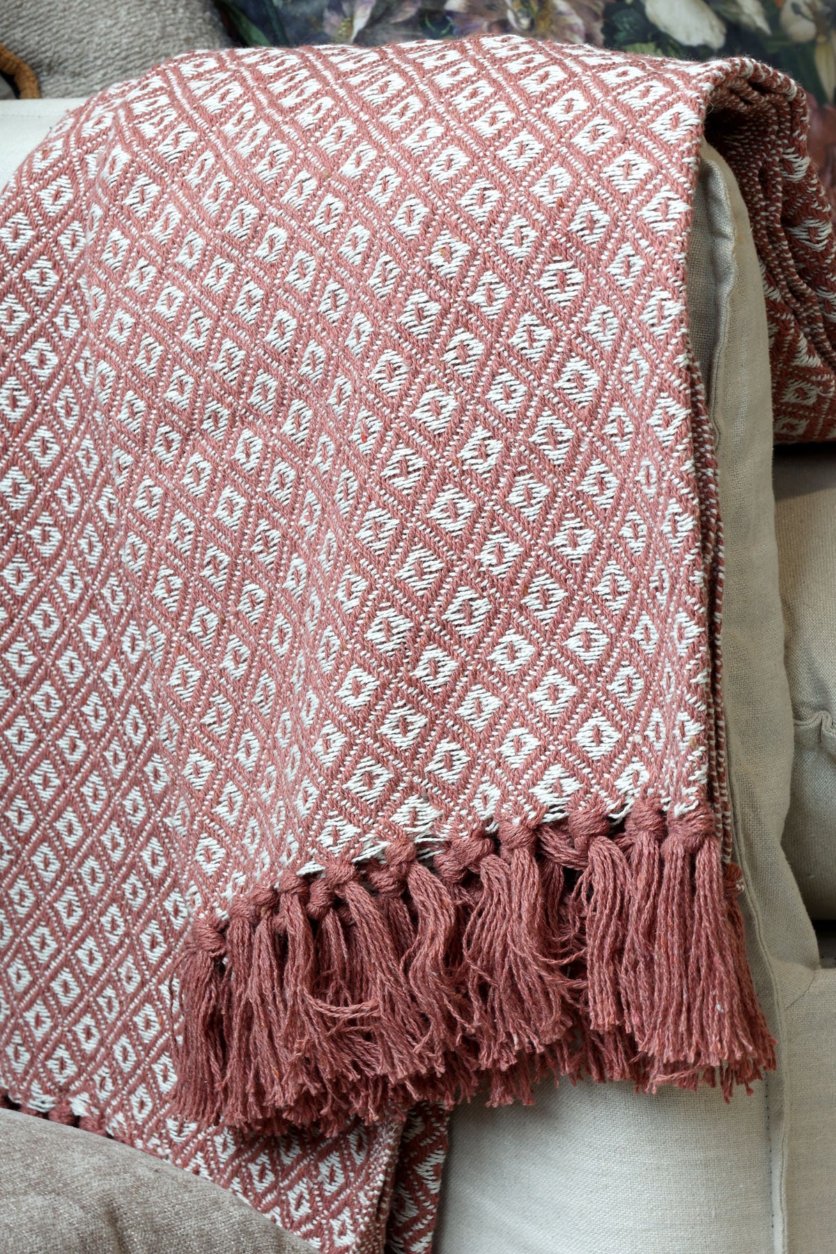 Plaid af overskudsgarn - Clay and Cream