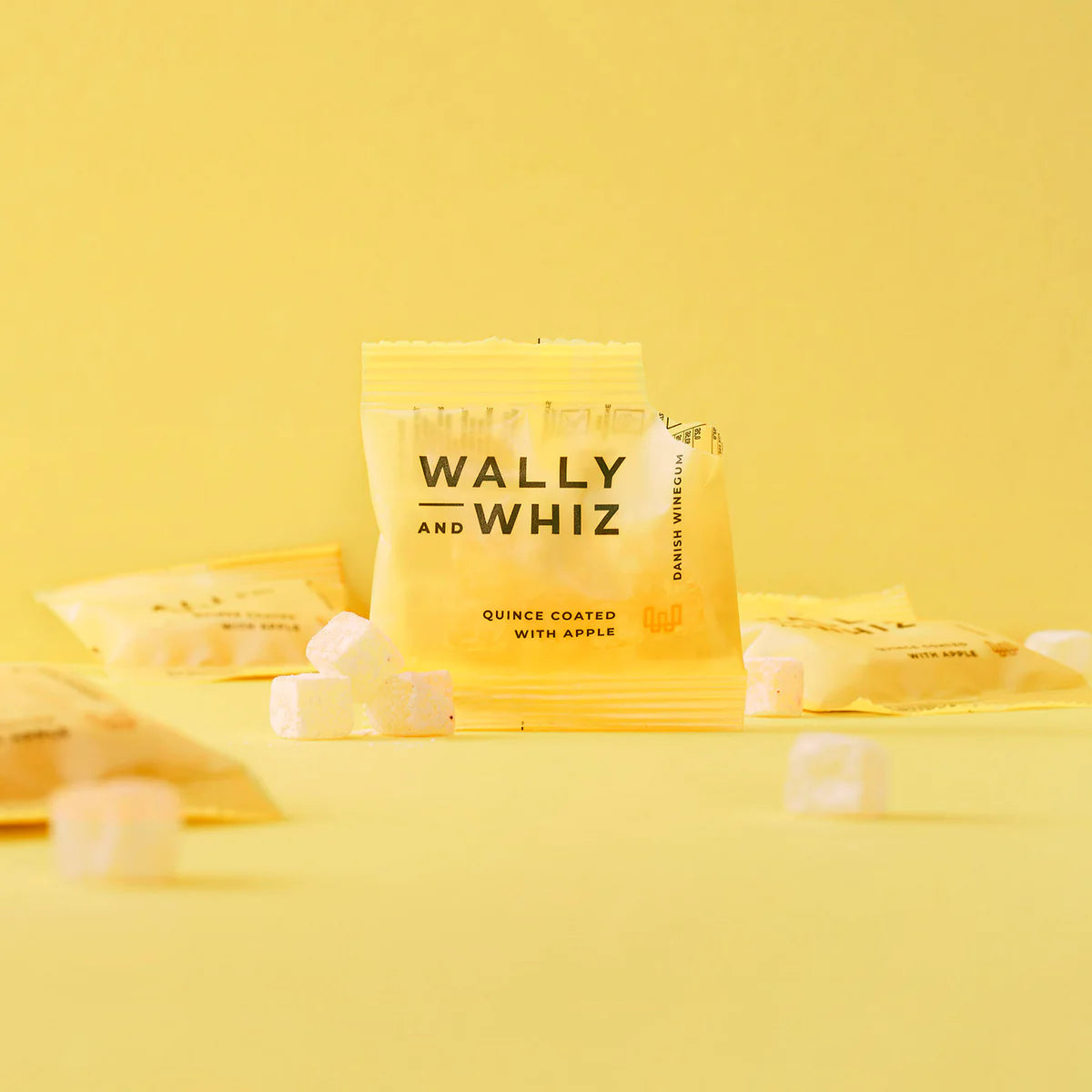 KVÆDEVINGUMMI DRYSSET MED ÆBLEPULVER -  POSE 11 G - WALLY AND WHIZ