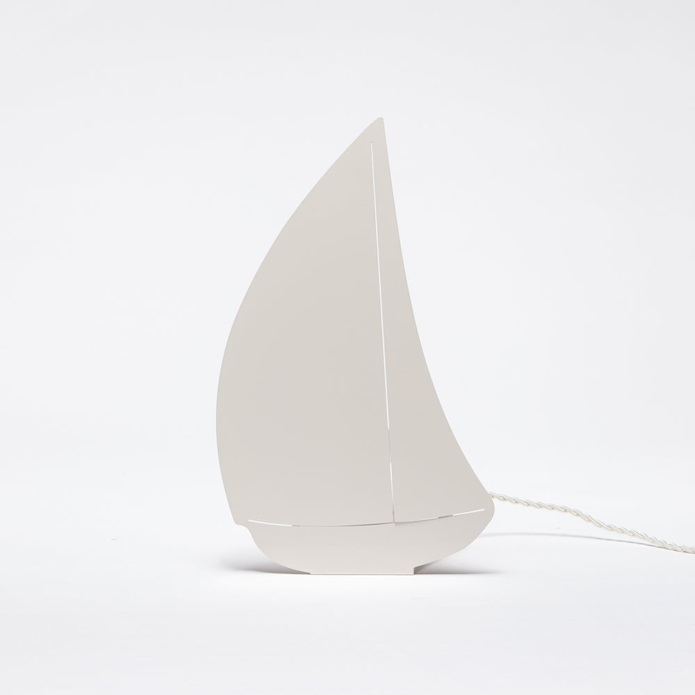 Goodnight Light Lampe - Sejlbåd - Hvid