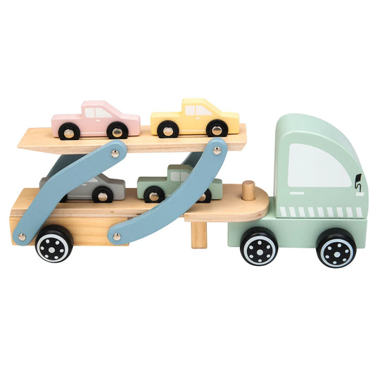 Biltransporter med 4 biler i træ