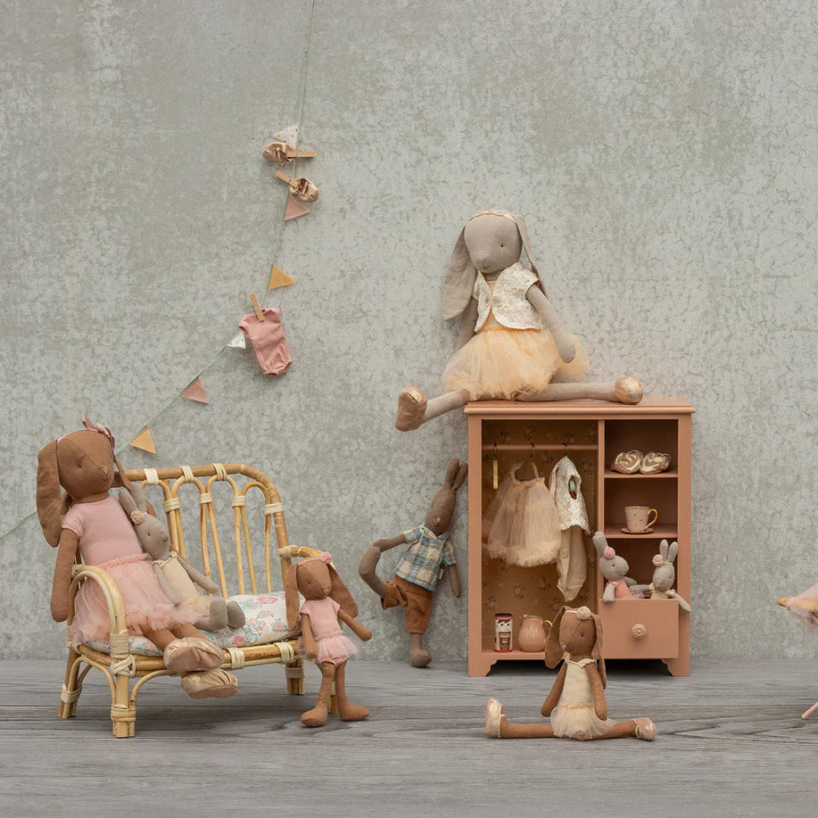 Skab, Stor - Mørk pudder