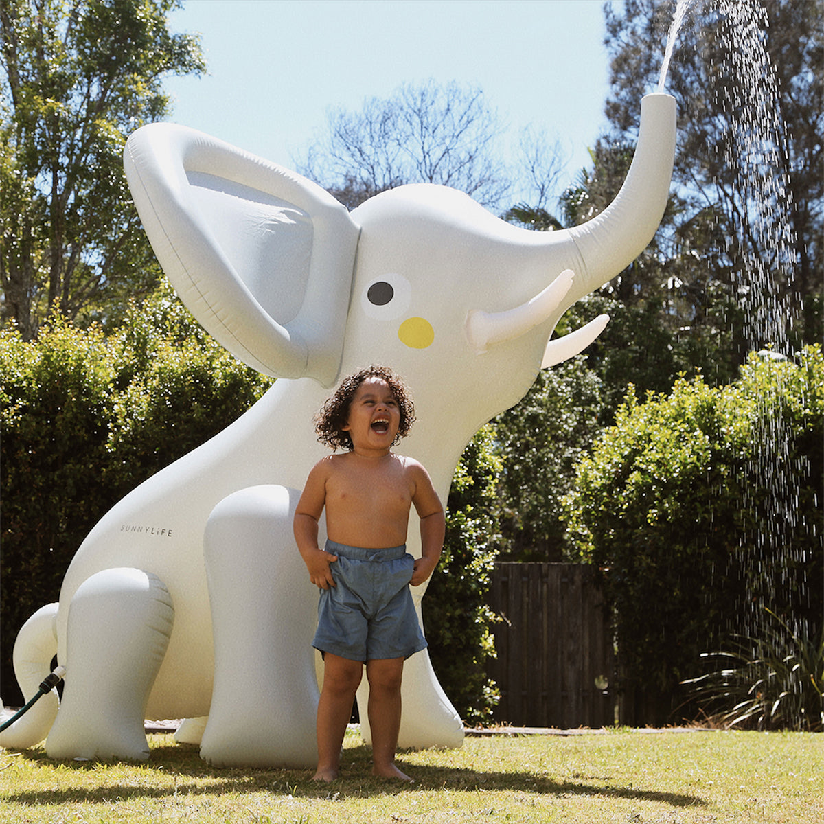 Oppustelig Giant Sprinkler -  Eli the Elephant