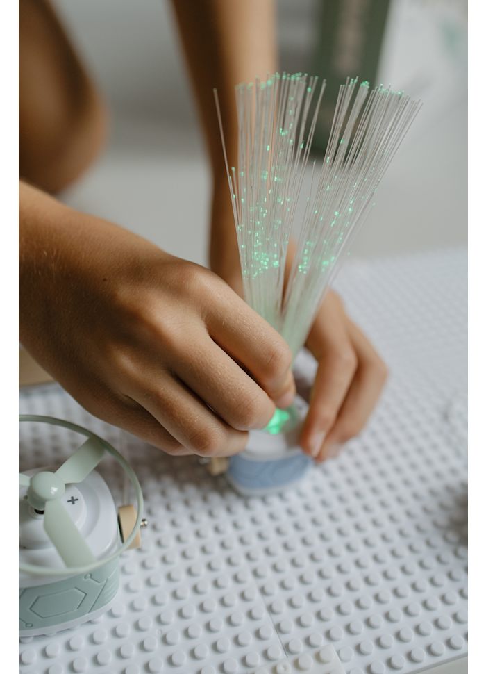 KIDYELEC-EXPERT - MY FIRST ELECTRICITY KIT - 18 PIECES