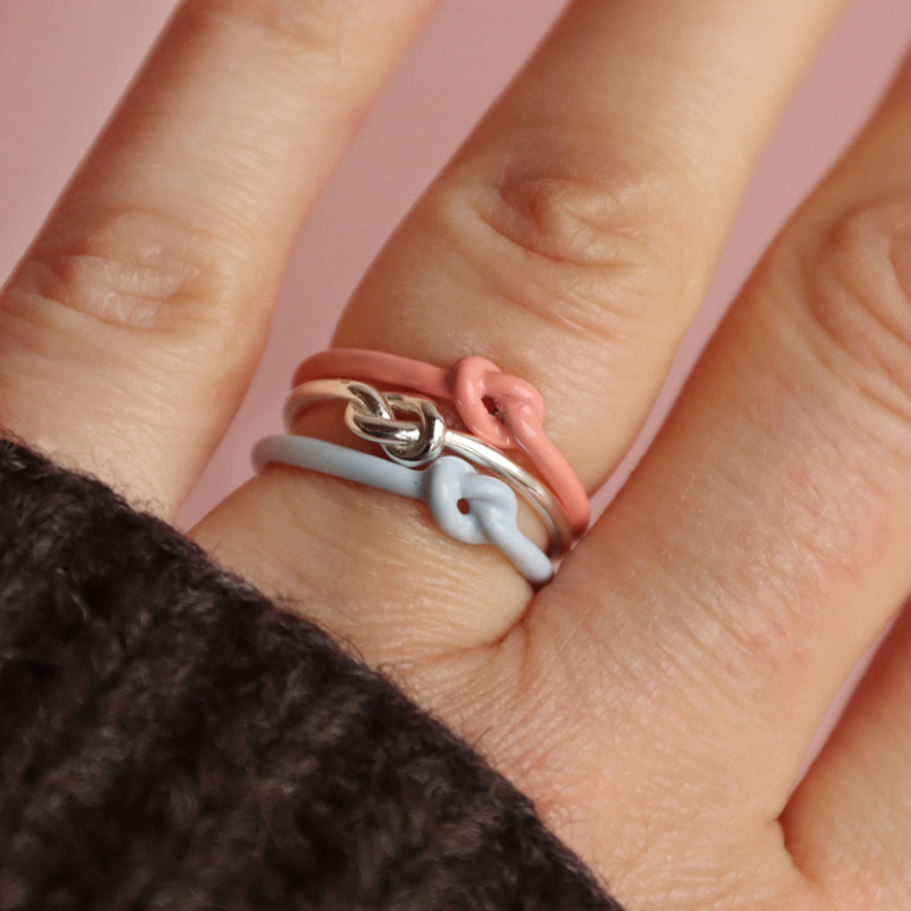 Fingering - Love Knot Ring - Burnt Coral