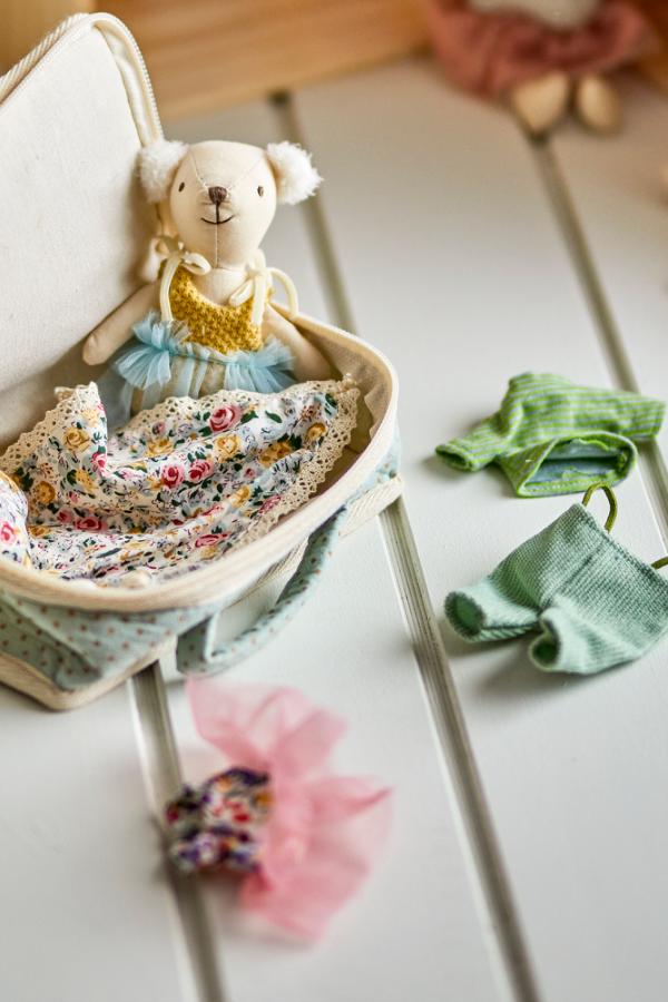 Lara Bamse Dukke, Multifarvet, Polyester