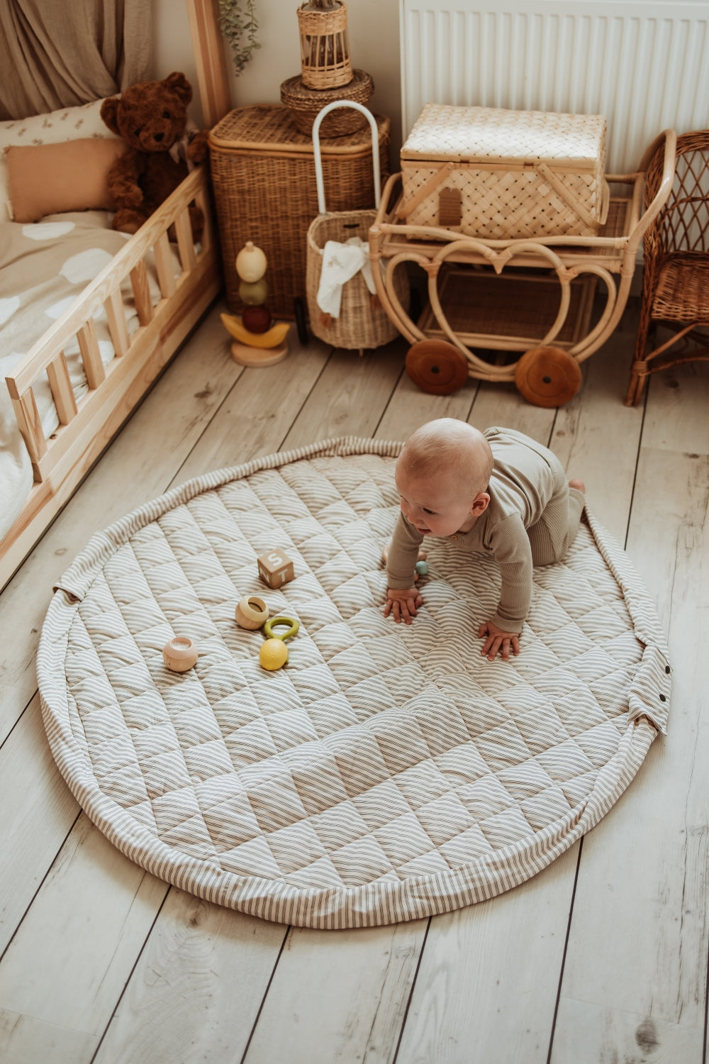 Play & Go baby legetæppe og opbevaring - Blue Stripes Organic