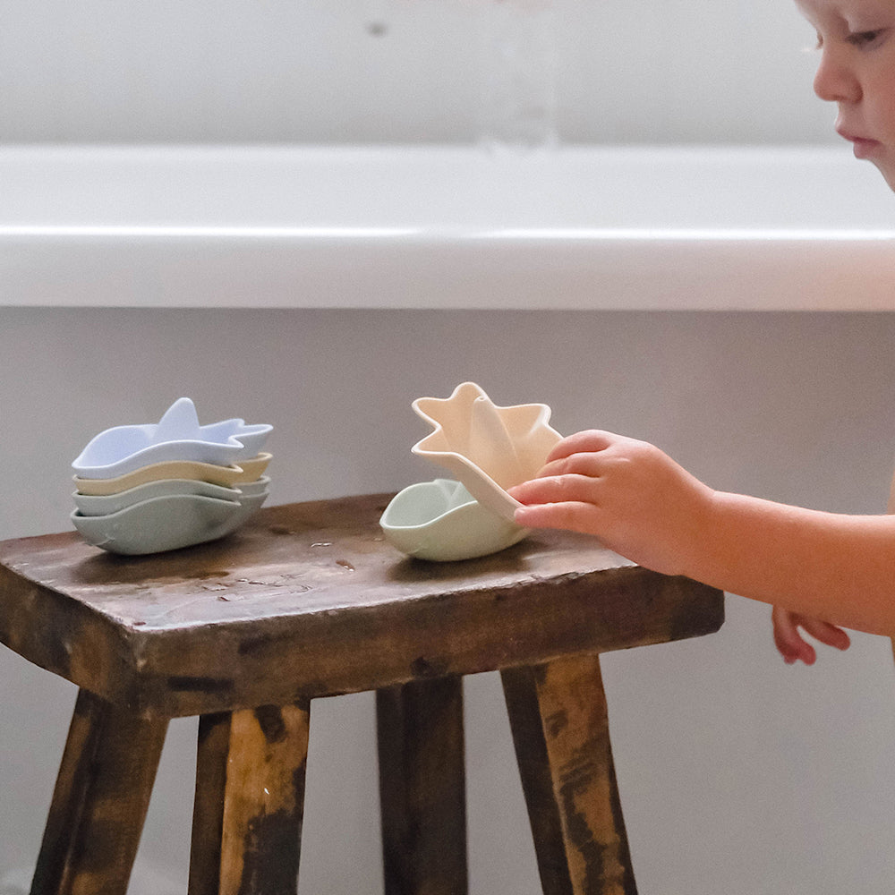 Badedyr - Silicone Splash Toys Sharkboat