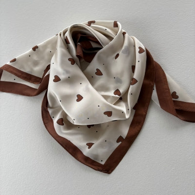 Tørklæde - Hjerter - Brun