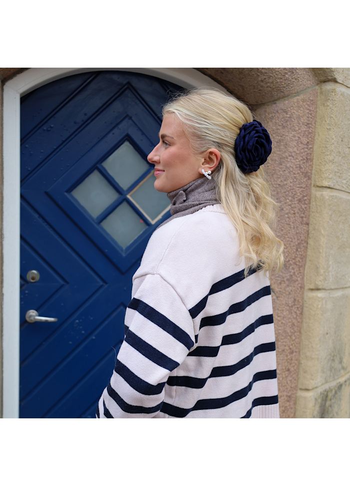 Daisy Blomst Hårklemme - Stor - Mørkeblå